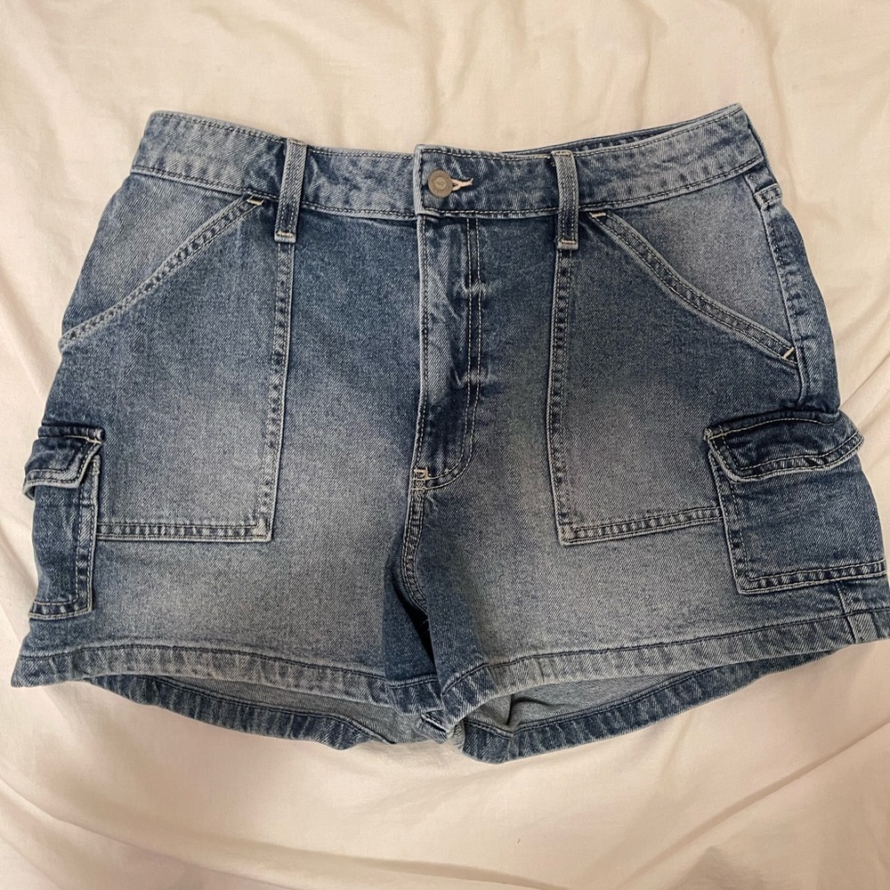 Hollister Ultra High-Rise Cargo Short
